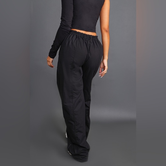 Petite Black Cargo Low Rise Pocket Pants - Picture 5 of 8